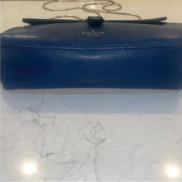 Kate Spade Riverside Emmie Textured Blue Crossbody Bag - Picture 4 of 10